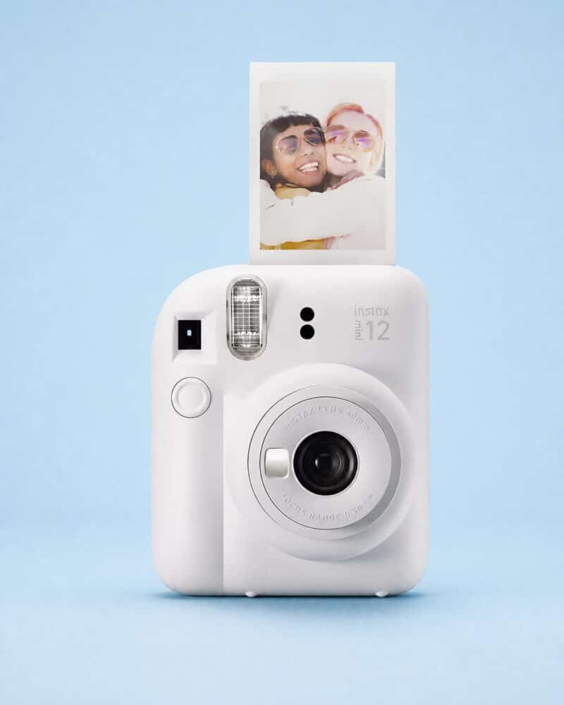 دوربین چاپ سریع سفید فوجی‌فیلم Instax Mini 12