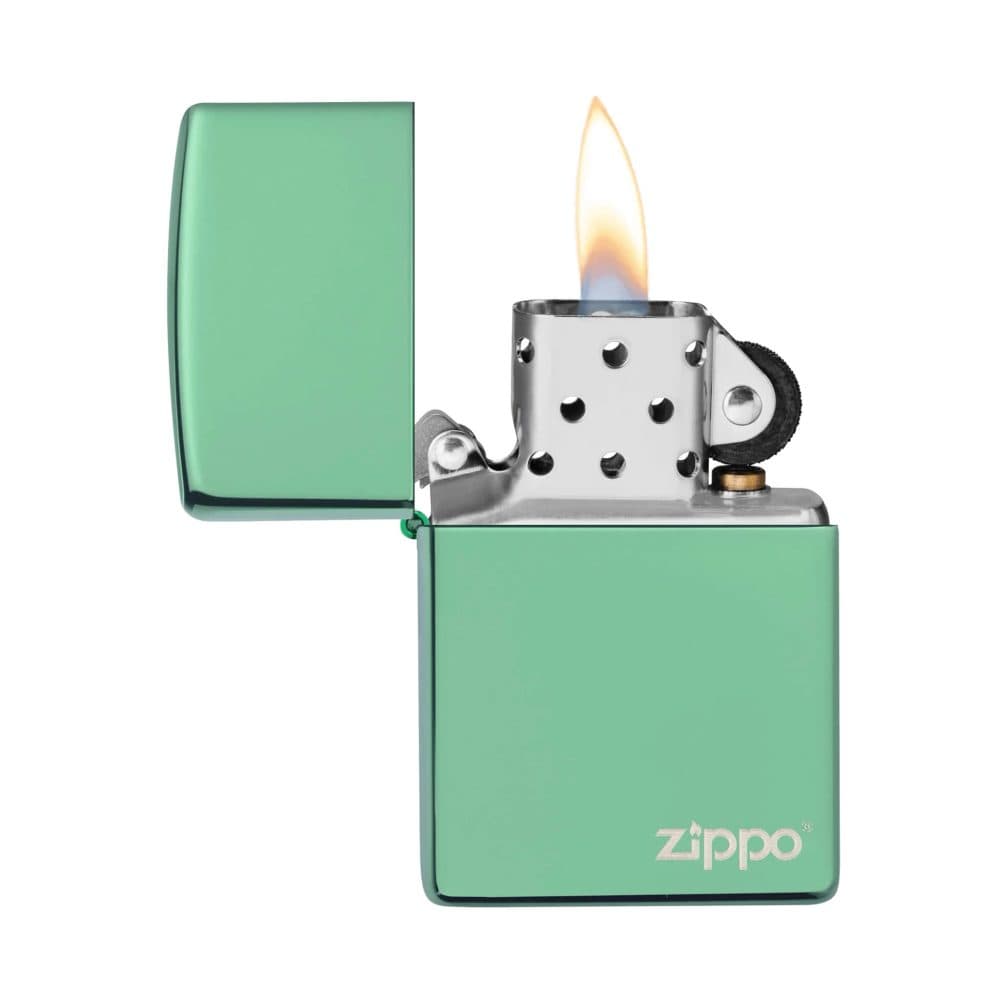 تصویر فندک Zippo مدل Chameleon با بدنه رنگی براق و لوگوی Zippo