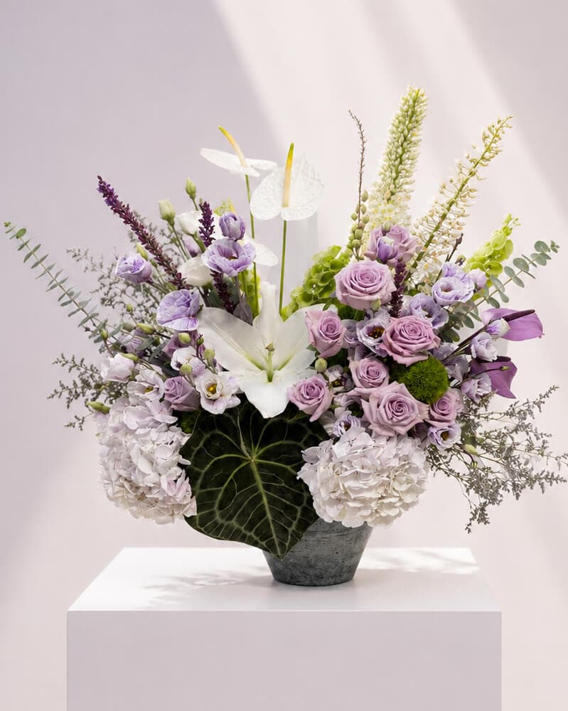 گلدان گل ونوس یاسی